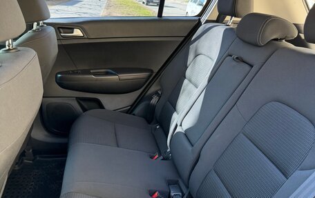 KIA Sportage IV рестайлинг, 2018 год, 1 700 000 рублей, 12 фотография