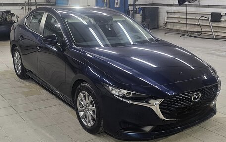 Mazda 3, 2019 год, 2 100 000 рублей, 2 фотография