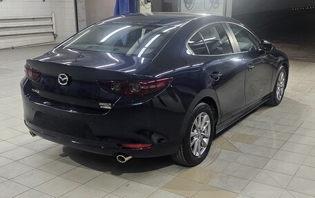 Mazda 3, 2019 год, 2 100 000 рублей, 9 фотография