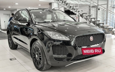 Jaguar E-Pace, 2019 год, 2 350 000 рублей, 7 фотография