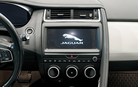 Jaguar E-Pace, 2019 год, 2 350 000 рублей, 19 фотография