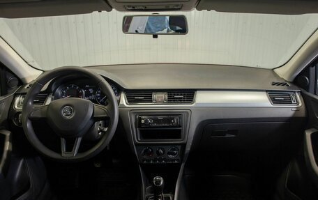 Skoda Rapid I, 2017 год, 1 090 000 рублей, 19 фотография