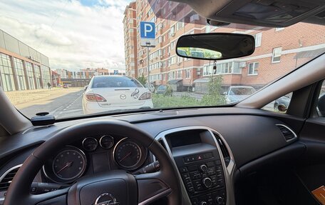 Opel Astra J, 2011 год, 600 000 рублей, 9 фотография