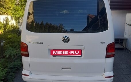 Volkswagen Caravelle T5, 2011 год, 1 690 рублей, 3 фотография