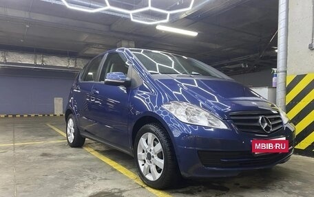 Mercedes-Benz A-Класс, 2011 год, 1 090 000 рублей, 4 фотография