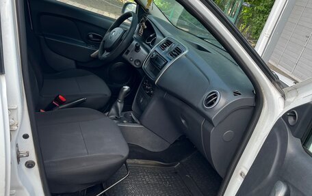 Renault Logan II, 2014 год, 490 000 рублей, 7 фотография
