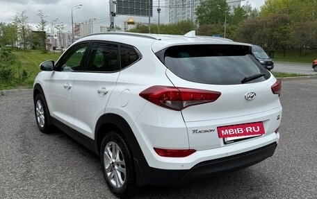 Hyundai Tucson III, 2018 год, 1 800 000 рублей, 5 фотография
