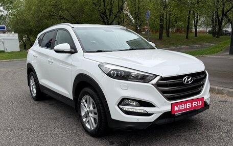 Hyundai Tucson III, 2018 год, 1 800 000 рублей, 3 фотография