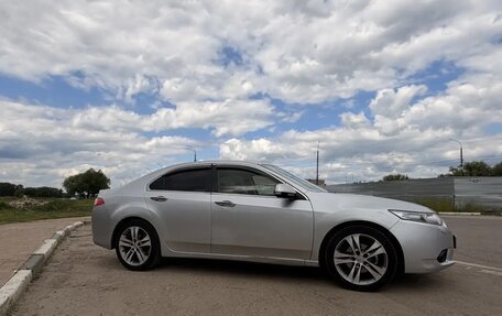 Honda Accord VIII рестайлинг, 2011 год, 1 050 000 рублей, 4 фотография