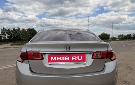 Honda Accord VIII рестайлинг, 2011 год, 1 050 000 рублей, 5 фотография