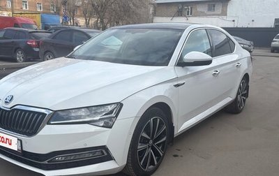 Skoda Superb III рестайлинг, 2020 год, 2 940 000 рублей, 1 фотография