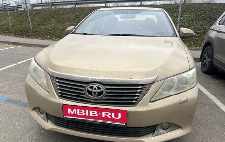 Toyota Camry, 2012 год, 980 000 рублей, 1 фотография