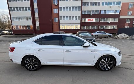 Skoda Superb III рестайлинг, 2020 год, 2 940 000 рублей, 10 фотография