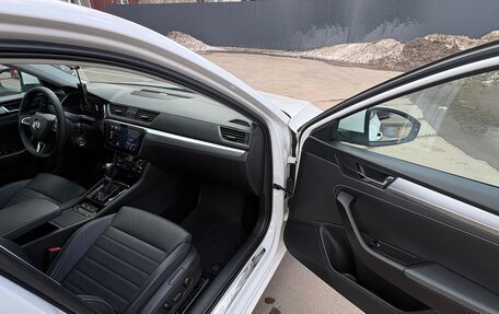 Skoda Superb III рестайлинг, 2020 год, 2 940 000 рублей, 24 фотография