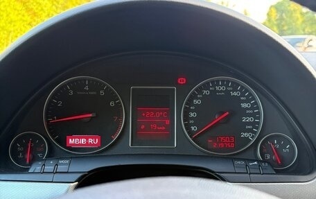 Audi A4, 2003 год, 920 000 рублей, 32 фотография