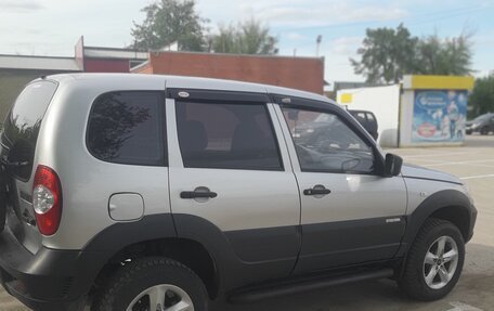 Chevrolet Niva I рестайлинг, 2012 год, 450 000 рублей, 4 фотография
