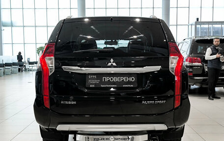 Mitsubishi Pajero Sport III рестайлинг, 2019 год, 3 750 000 рублей, 7 фотография