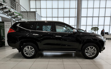 Mitsubishi Pajero Sport III рестайлинг, 2019 год, 3 750 000 рублей, 5 фотография