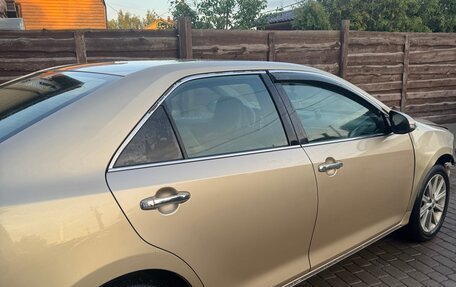 Toyota Camry, 2012 год, 980 000 рублей, 7 фотография