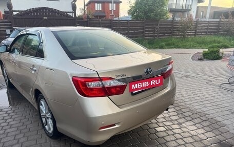 Toyota Camry, 2012 год, 980 000 рублей, 5 фотография