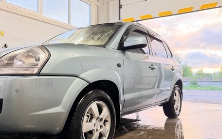 Hyundai Tucson III, 2008 год, 899 990 рублей, 2 фотография