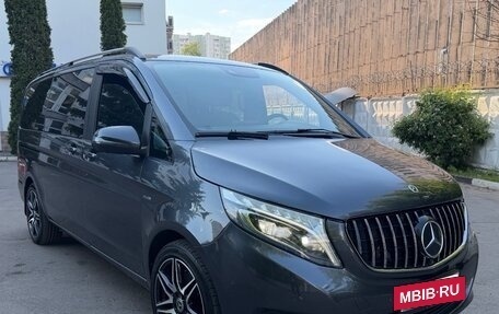Mercedes-Benz V-Класс, 2017 год, 4 650 000 рублей, 2 фотография