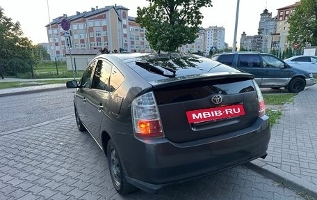 Toyota Prius, 2008 год, 620 000 рублей, 2 фотография