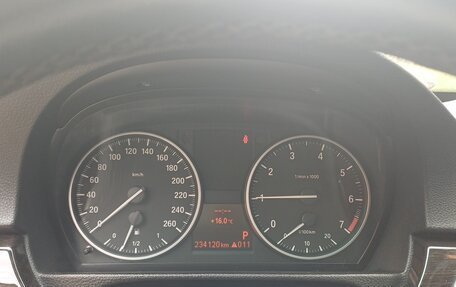 BMW 3 серия, 2011 год, 1 000 000 рублей, 4 фотография