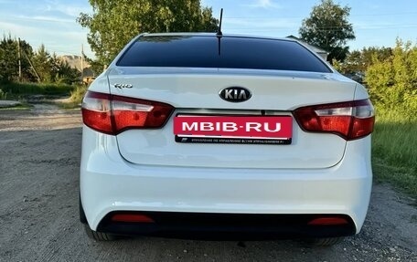 KIA Rio III рестайлинг, 2013 год, 760 000 рублей, 3 фотография
