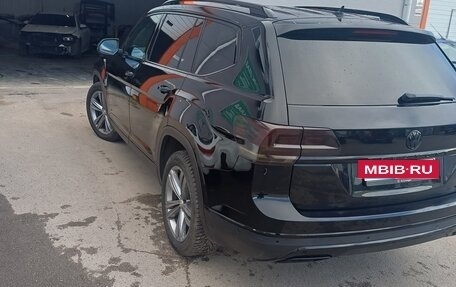 Volkswagen Teramont I, 2019 год, 4 500 000 рублей, 16 фотография