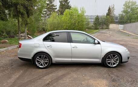 Volkswagen Jetta VI, 2008 год, 850 000 рублей, 8 фотография
