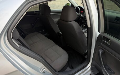 Volkswagen Jetta VI, 2008 год, 850 000 рублей, 12 фотография