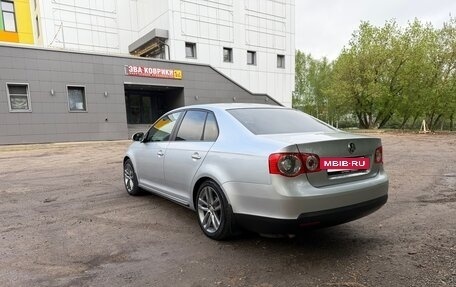 Volkswagen Jetta VI, 2008 год, 850 000 рублей, 5 фотография