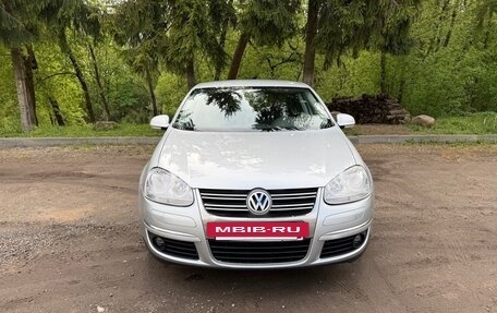 Volkswagen Jetta VI, 2008 год, 850 000 рублей, 2 фотография