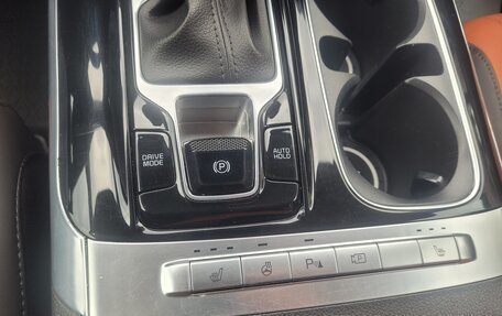 KIA Carnival, 2021 год, 2 999 000 рублей, 21 фотография