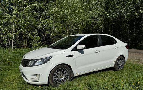 KIA Rio III рестайлинг, 2012 год, 555 000 рублей, 1 фотография