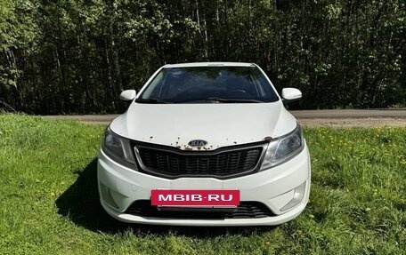KIA Rio III рестайлинг, 2012 год, 555 000 рублей, 2 фотография