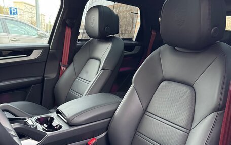 Porsche Cayenne III, 2025 год, 16 800 000 рублей, 16 фотография