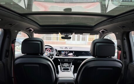 Porsche Cayenne III, 2025 год, 16 800 000 рублей, 20 фотография