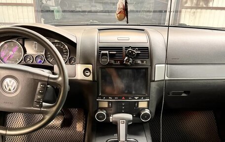 Volkswagen Touareg III, 2008 год, 1 620 000 рублей, 15 фотография
