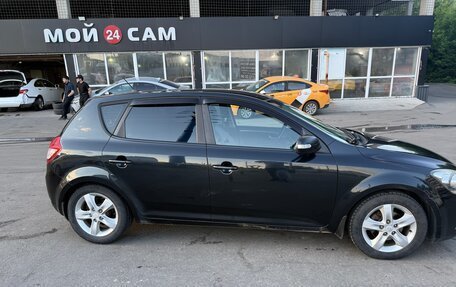 KIA cee'd I рестайлинг, 2010 год, 600 000 рублей, 3 фотография