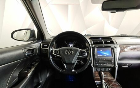 Toyota Camry, 2015 год, 1 955 000 рублей, 20 фотография