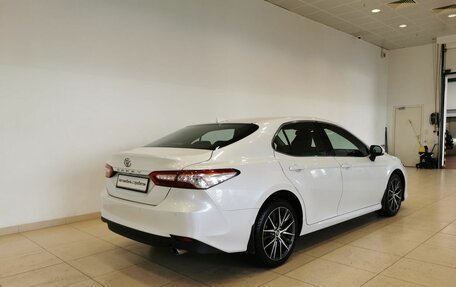 Toyota Camry, 2021 год, 3 095 150 рублей, 2 фотография