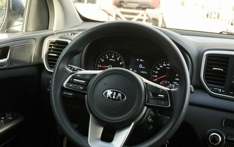 KIA Sportage IV рестайлинг, 2020 год, 2 254 900 рублей, 13 фотография