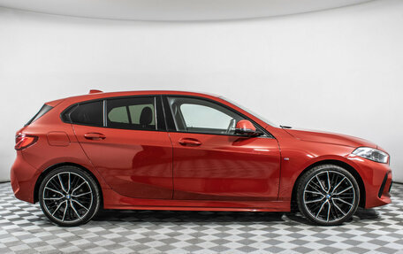 BMW 1 серия, 2021 год, 2 575 000 рублей, 5 фотография