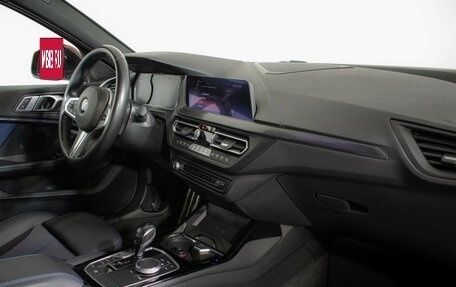 BMW 1 серия, 2021 год, 2 575 000 рублей, 10 фотография