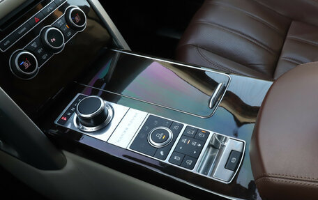 Land Rover Range Rover IV рестайлинг, 2016 год, 4 990 000 рублей, 25 фотография