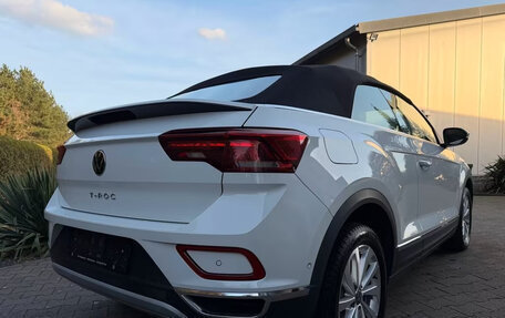 Volkswagen T-Roc I, 2023 год, 2 376 741 рублей, 8 фотография