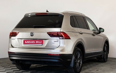 Volkswagen Tiguan II, 2017 год, 2 099 000 рублей, 6 фотография