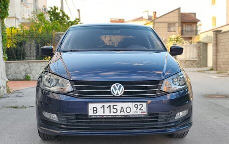 Volkswagen Polo VI (EU Market), 2015 год, 1 150 000 рублей, 1 фотография
